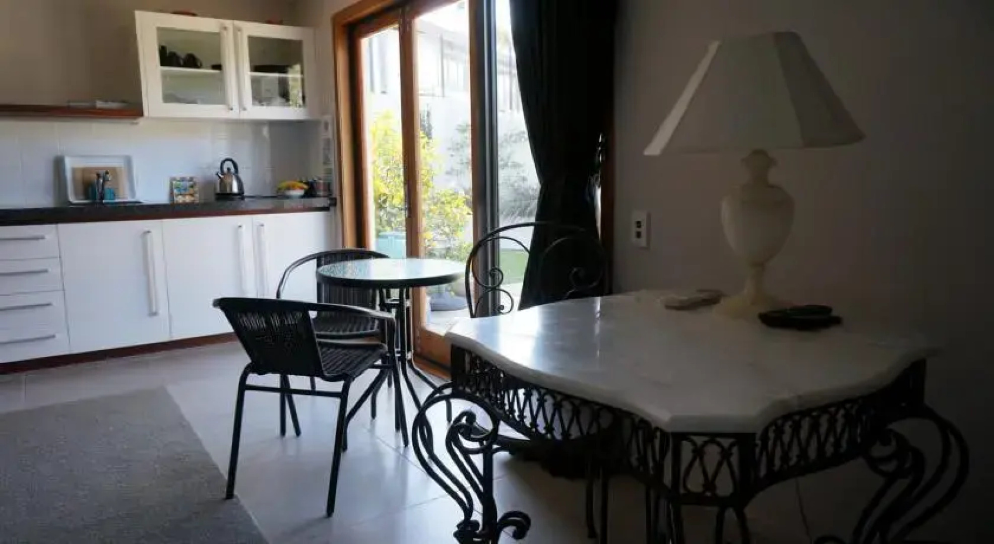 Rive Gauche B&B Lodge