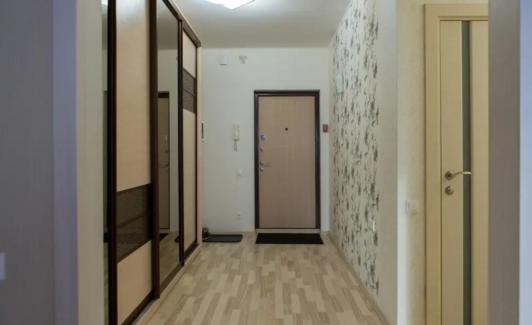 Уют Home (Хоум) на Ялагина 7