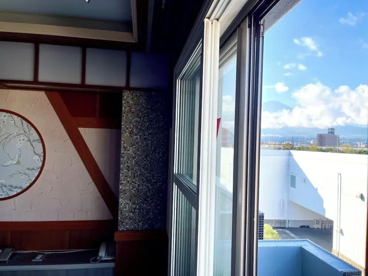 Fuji Outlet Hot Spring Hotel