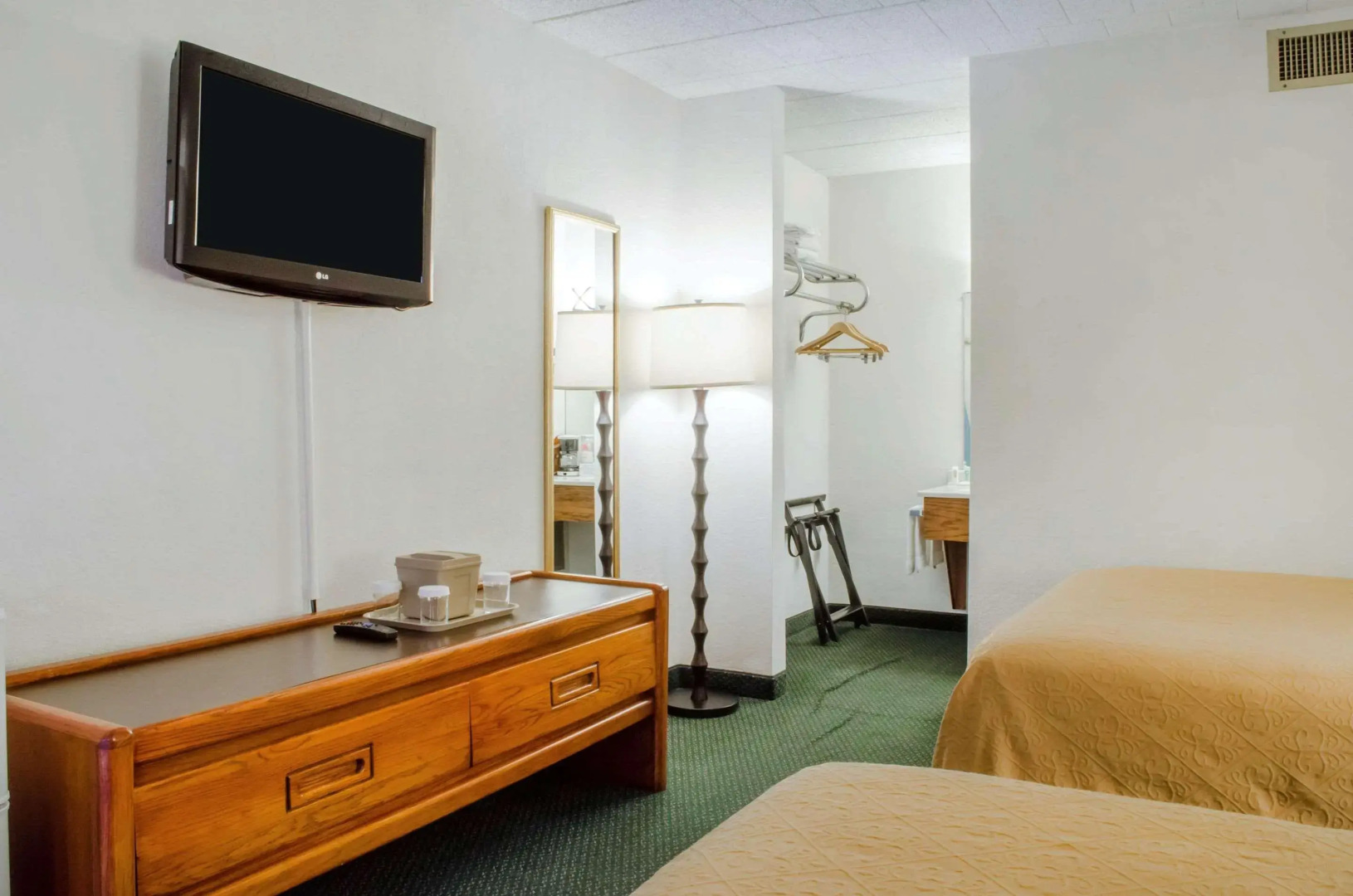 Quality Inn & Suites Burnham