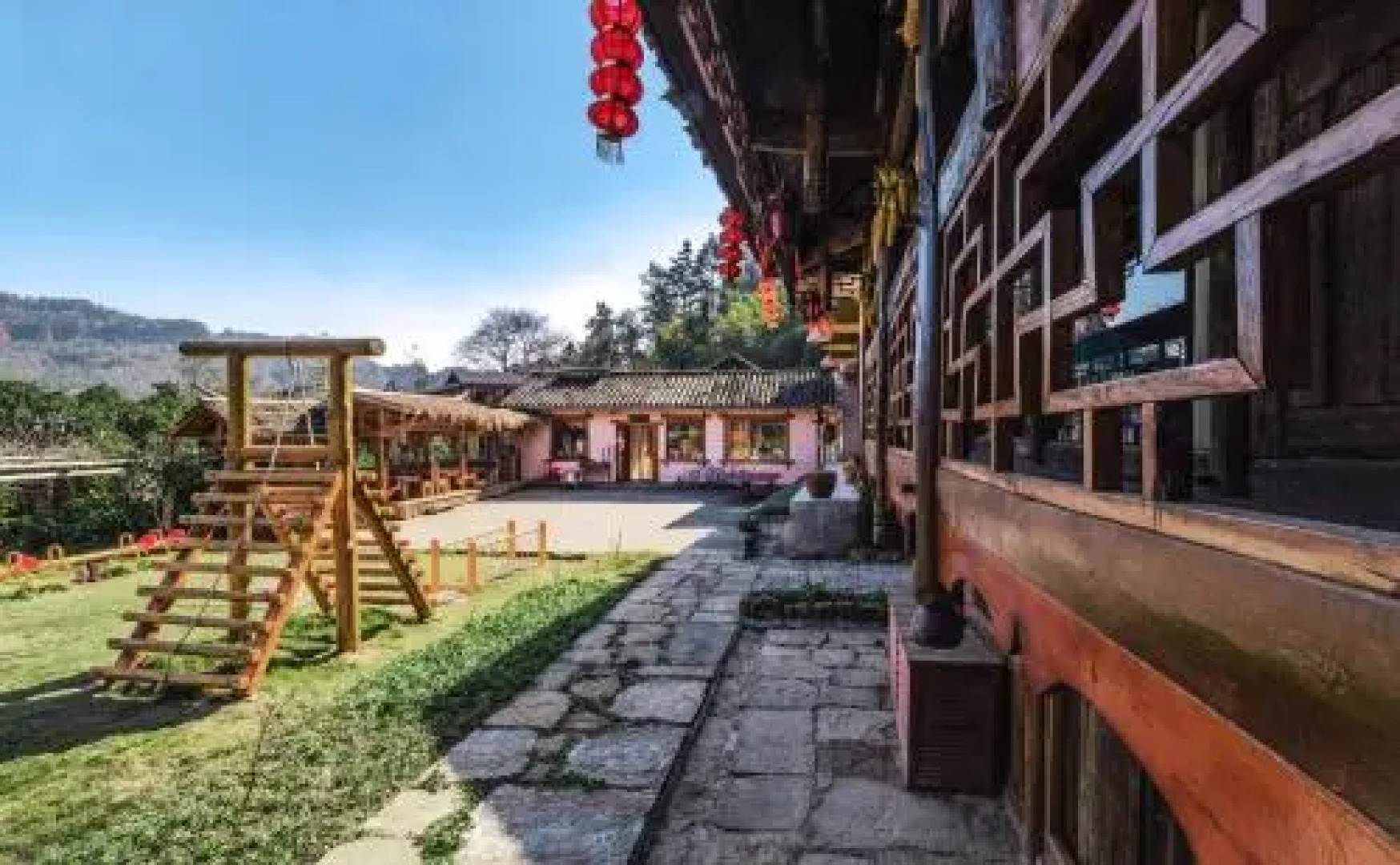Zhangjiajie Lodge In The Forest