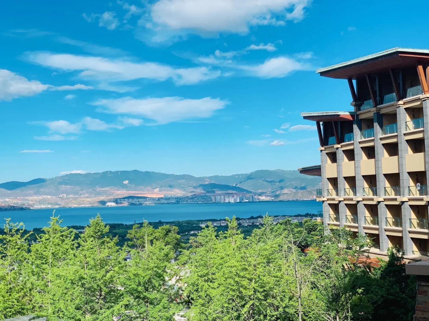 Hilton Dali Resort & Spa