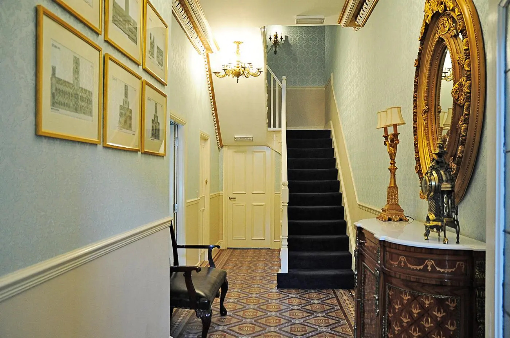 The Georgian Town House Hotel