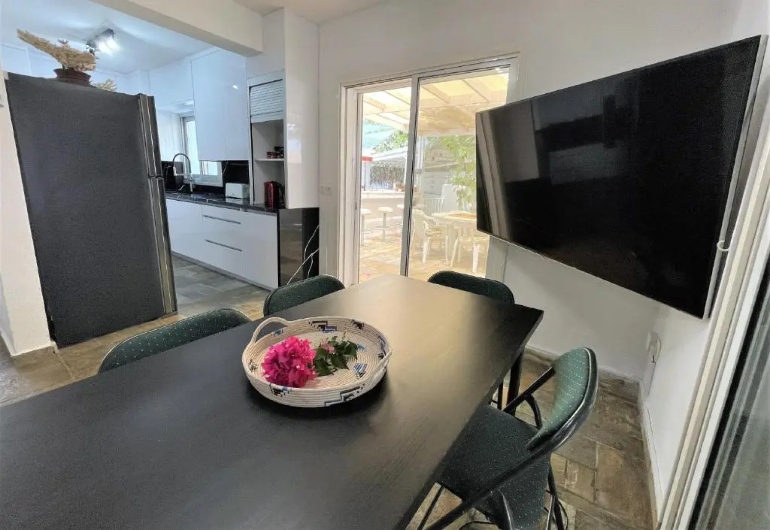 Blossom Holiday Villa DPS18