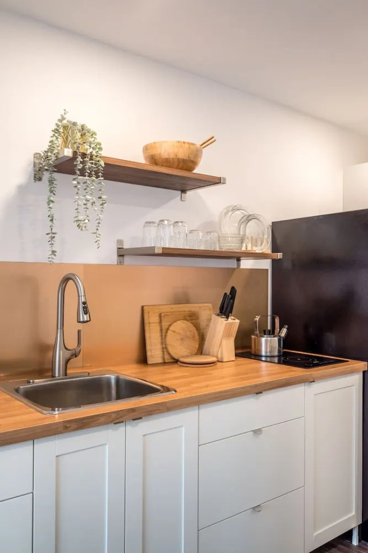 Cozy Fully-Equipped 2 Bedroom Suite