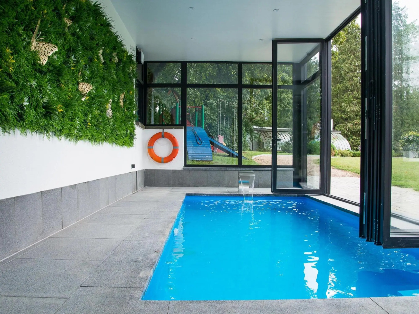 Magnificent Luxury Chateau in Vast Garden with Sauna & Hot Tubs