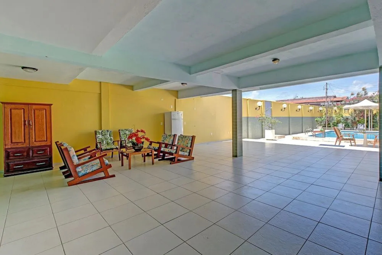 Casa com Piscina no Iguape 50m do Mar