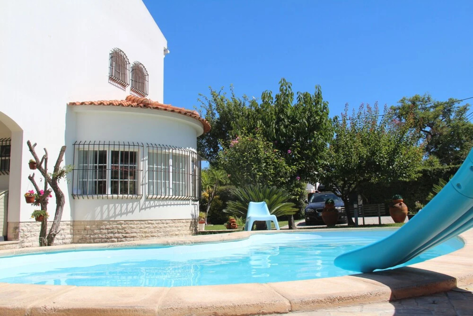 Sesimbra Stylish Villa by Homing