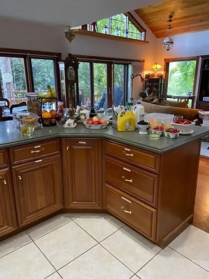 Inn on Bigfork Bay Geronimo