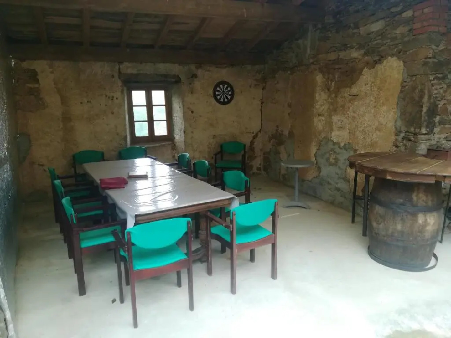 Villa de 5 chambres avec piscine privee jardin clos et wifi a Vieillevie