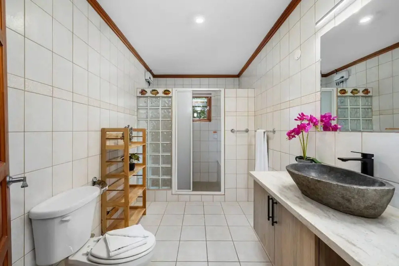 Charming Cunucu Home Pvt Pool Outdoor Kitchen