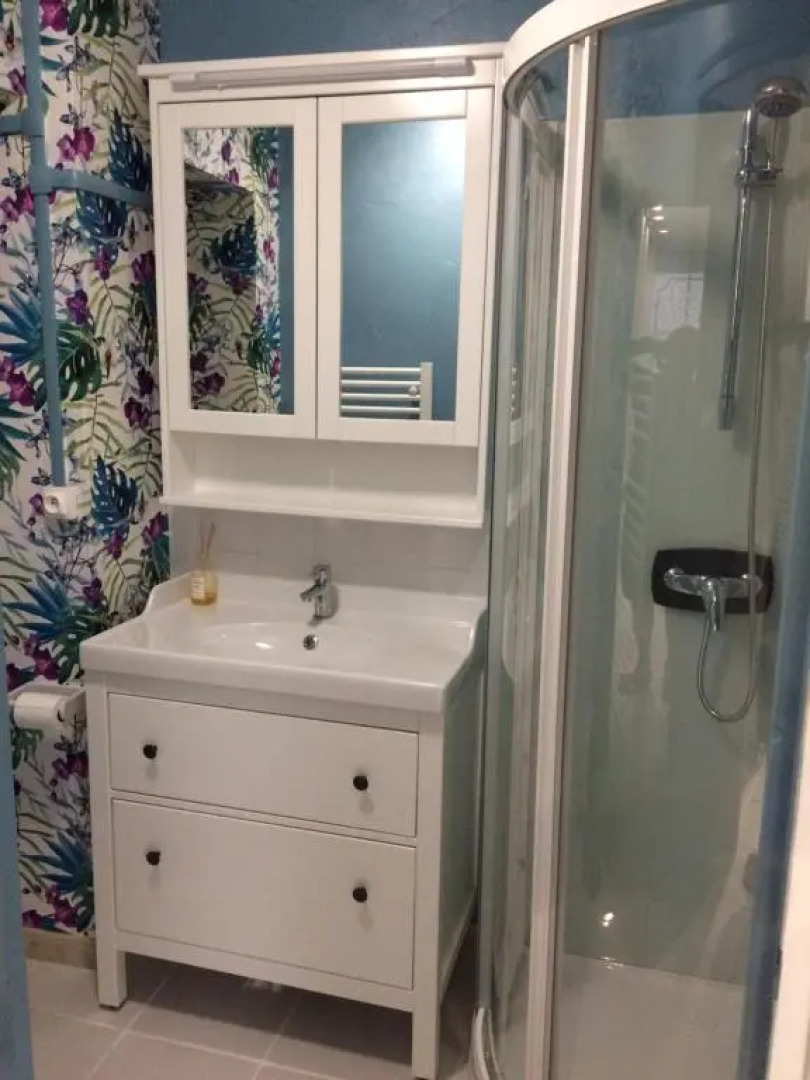 Le Calme Et la Tranquilite a 15 Minutes D'avignon