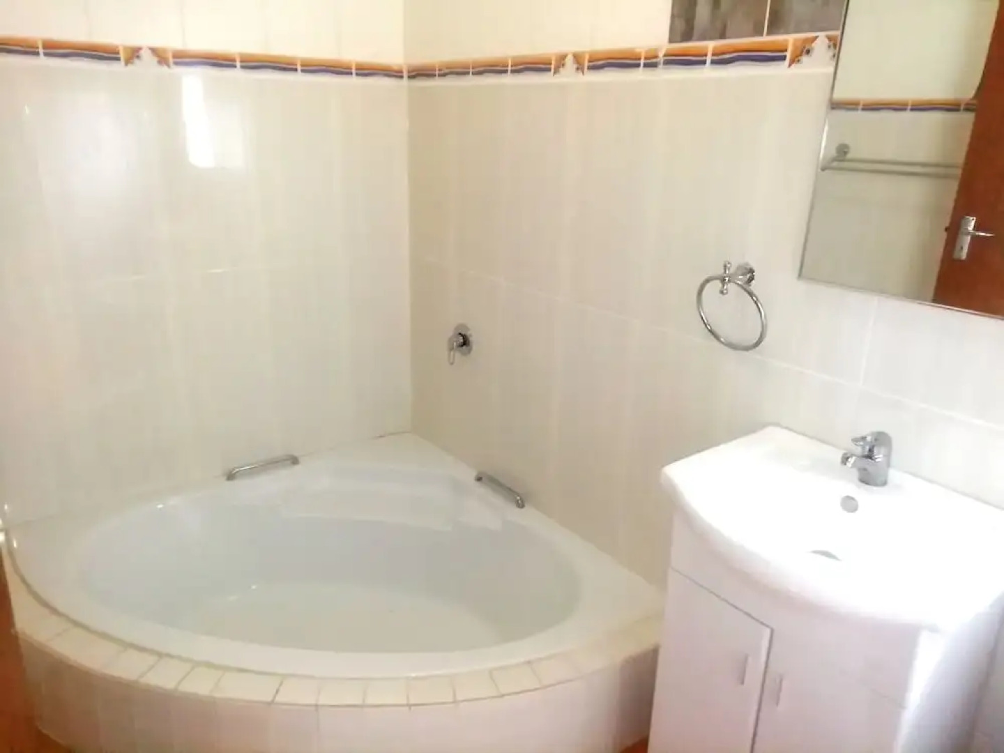 Ankuweni Guest Lodge