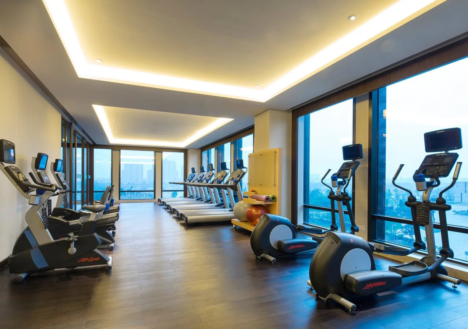 Sheraton Changde Wuling Hotel