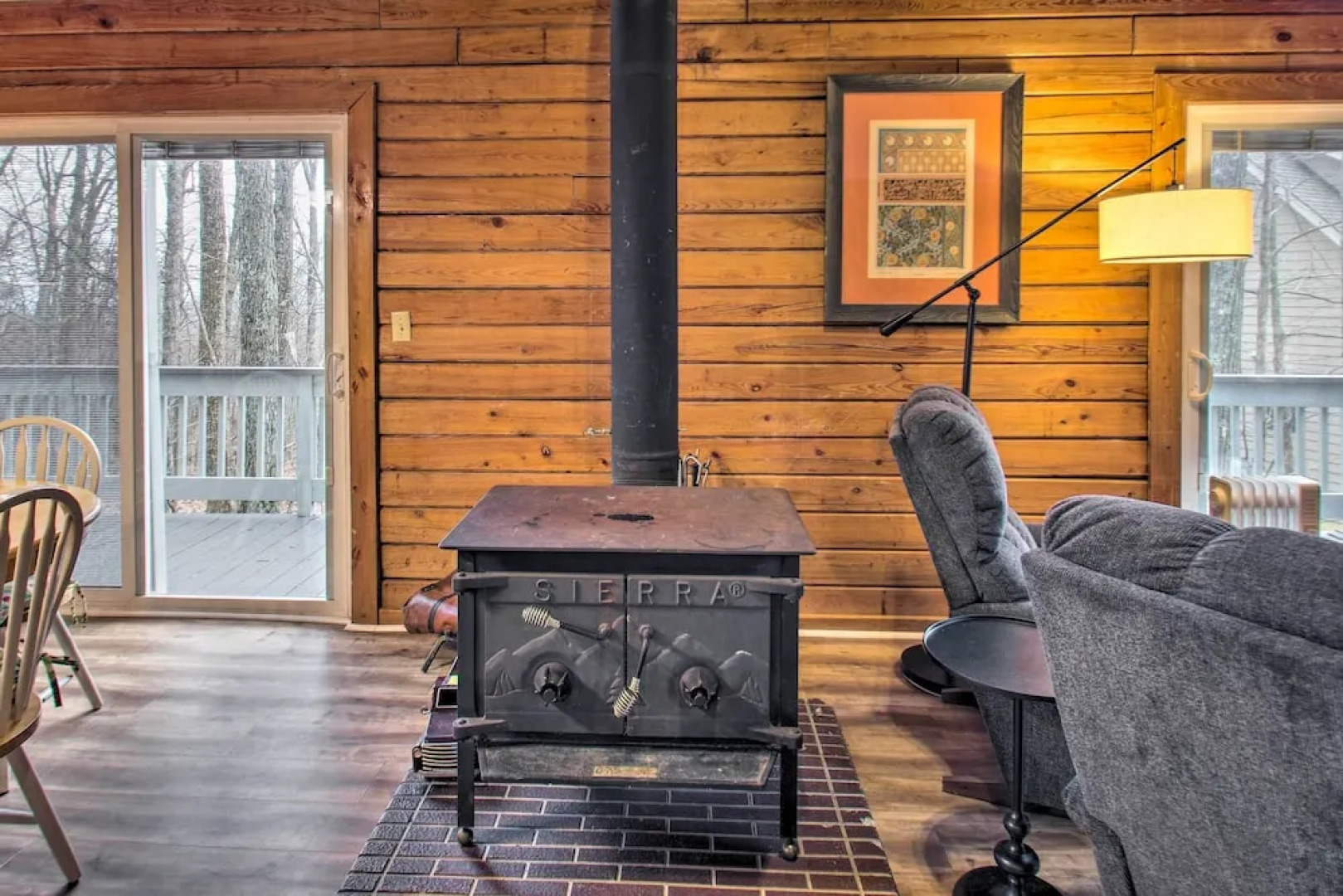 Wintergreen Home w/ Deck - Near Skiing & Hiking!