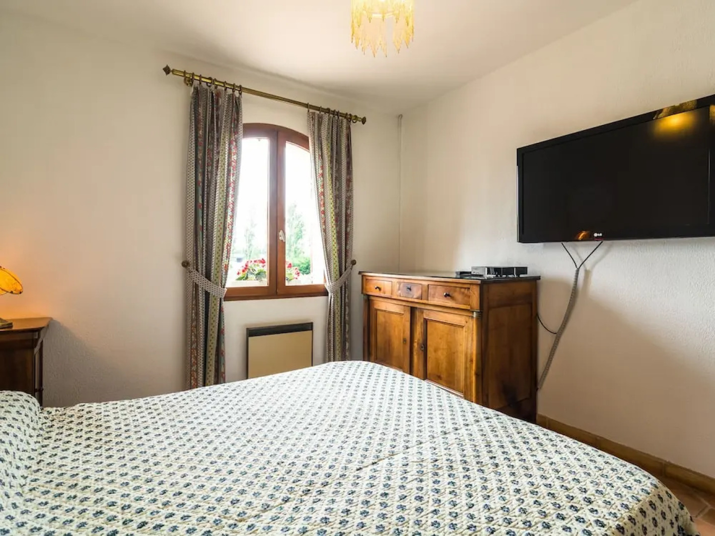 Villa, a True Paradise for the Children, With Private Swimming Pool and Large Grass Garden!