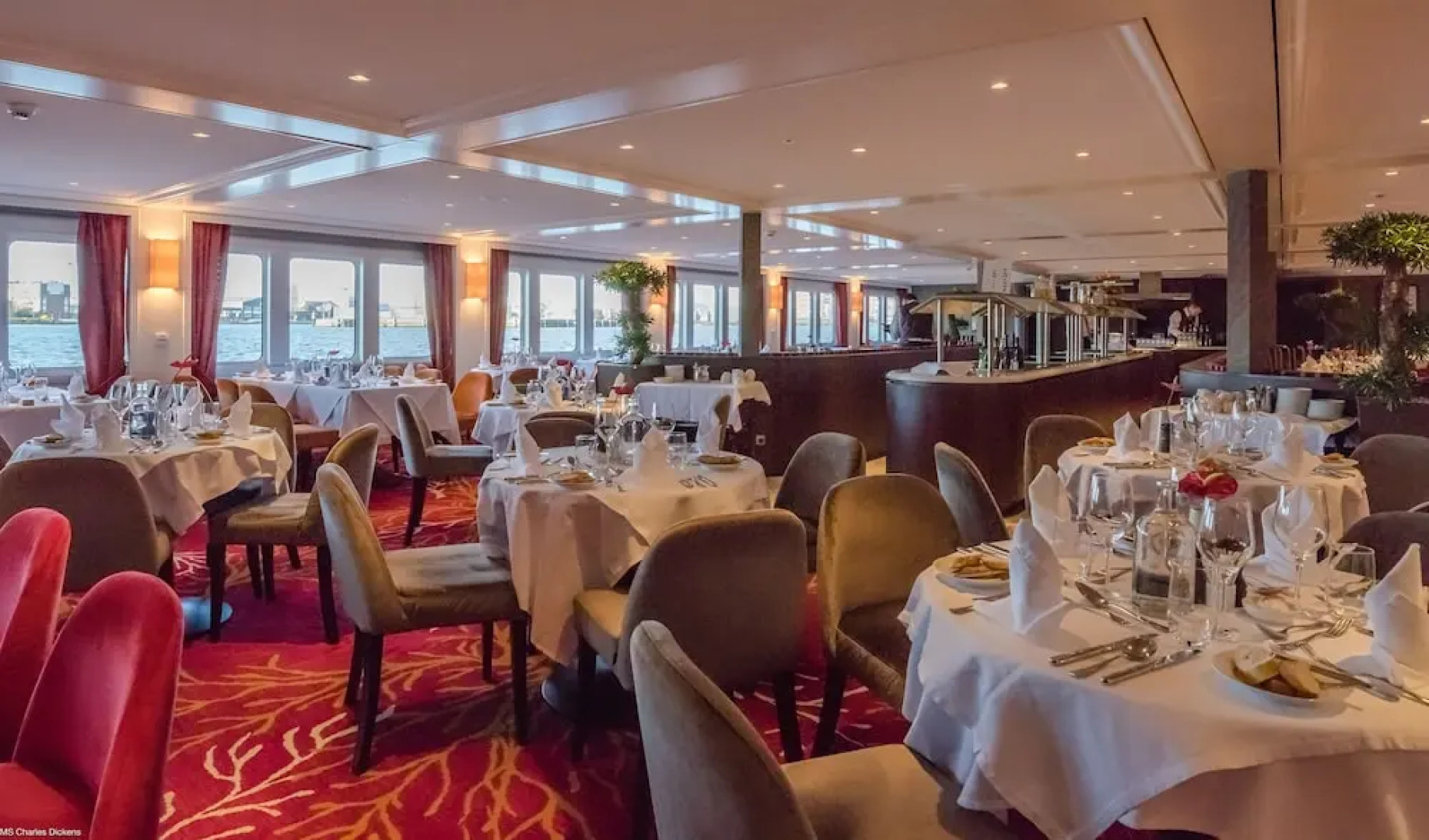 Hotelships Holland - MS Charles Dickens