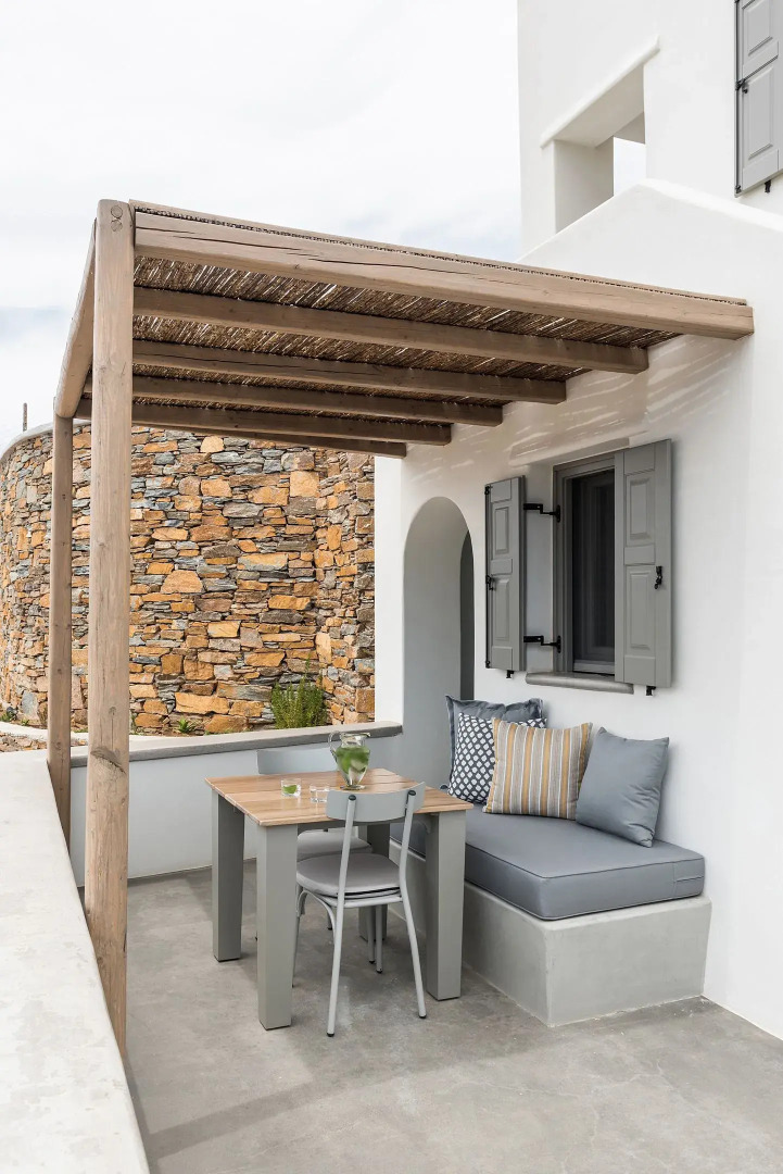 Chora Kythnos Suites