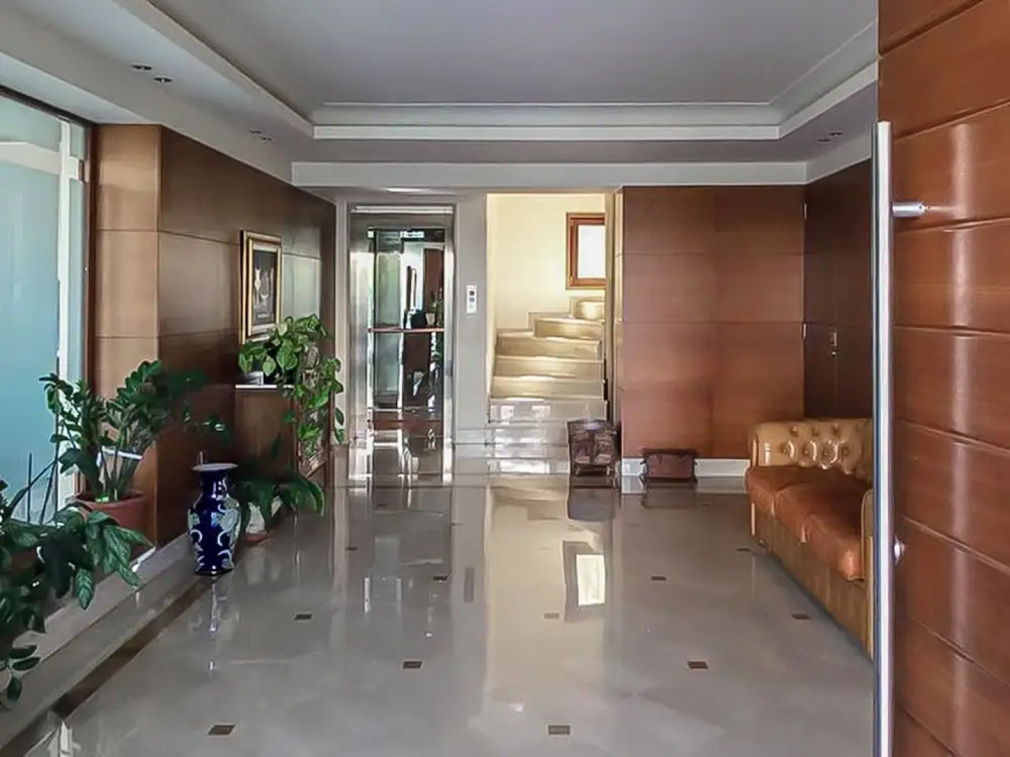 Luxury Apartment in Voula with Pool