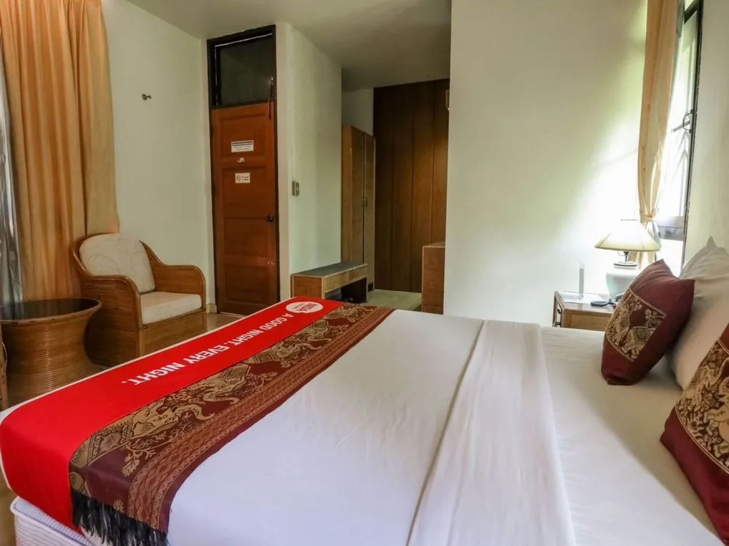 NIDA Rooms Sahakon 108 Sunrise