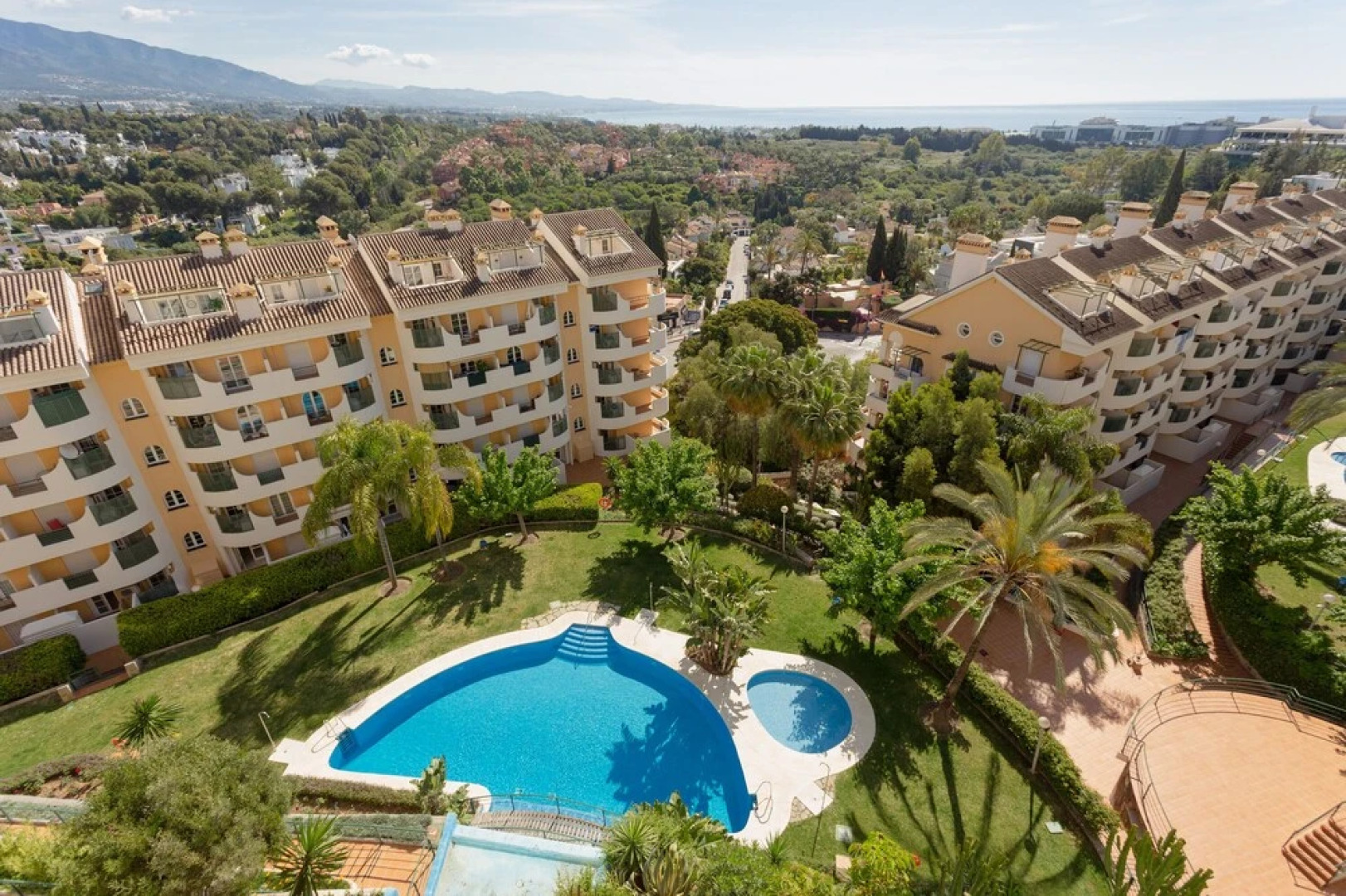 Apartamentos Señorio de Aloha