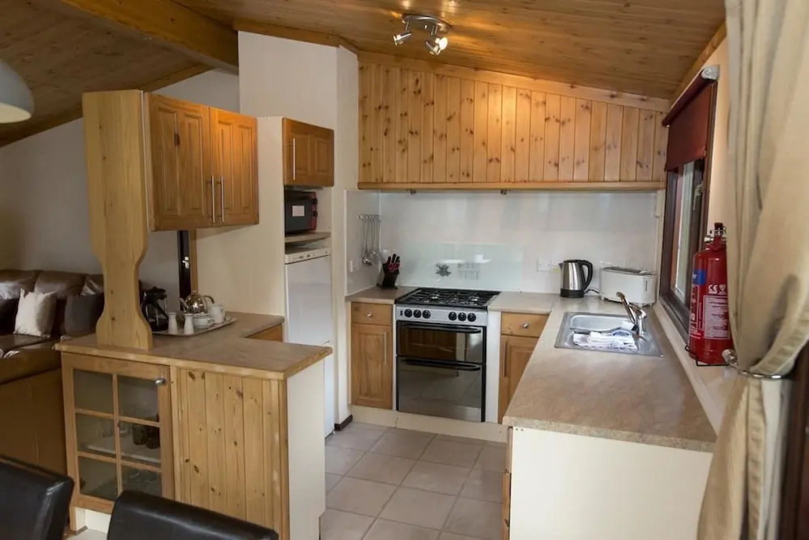 Linnhe Lochside Holidays