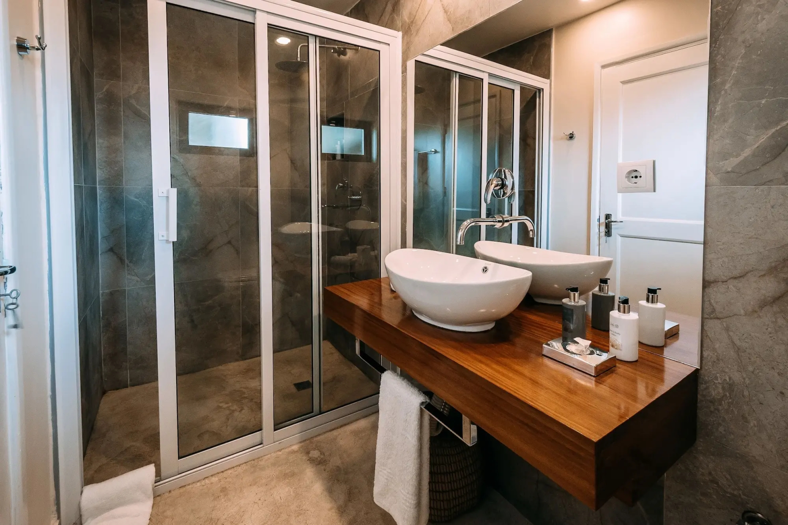 Joli Guesthouse