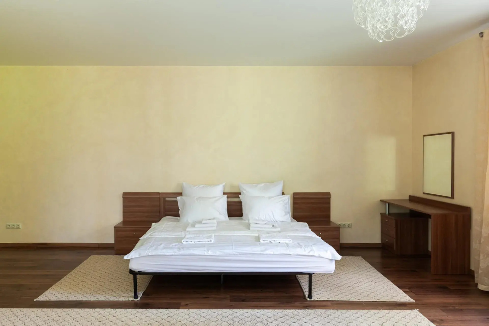 Дом Звезда 2000