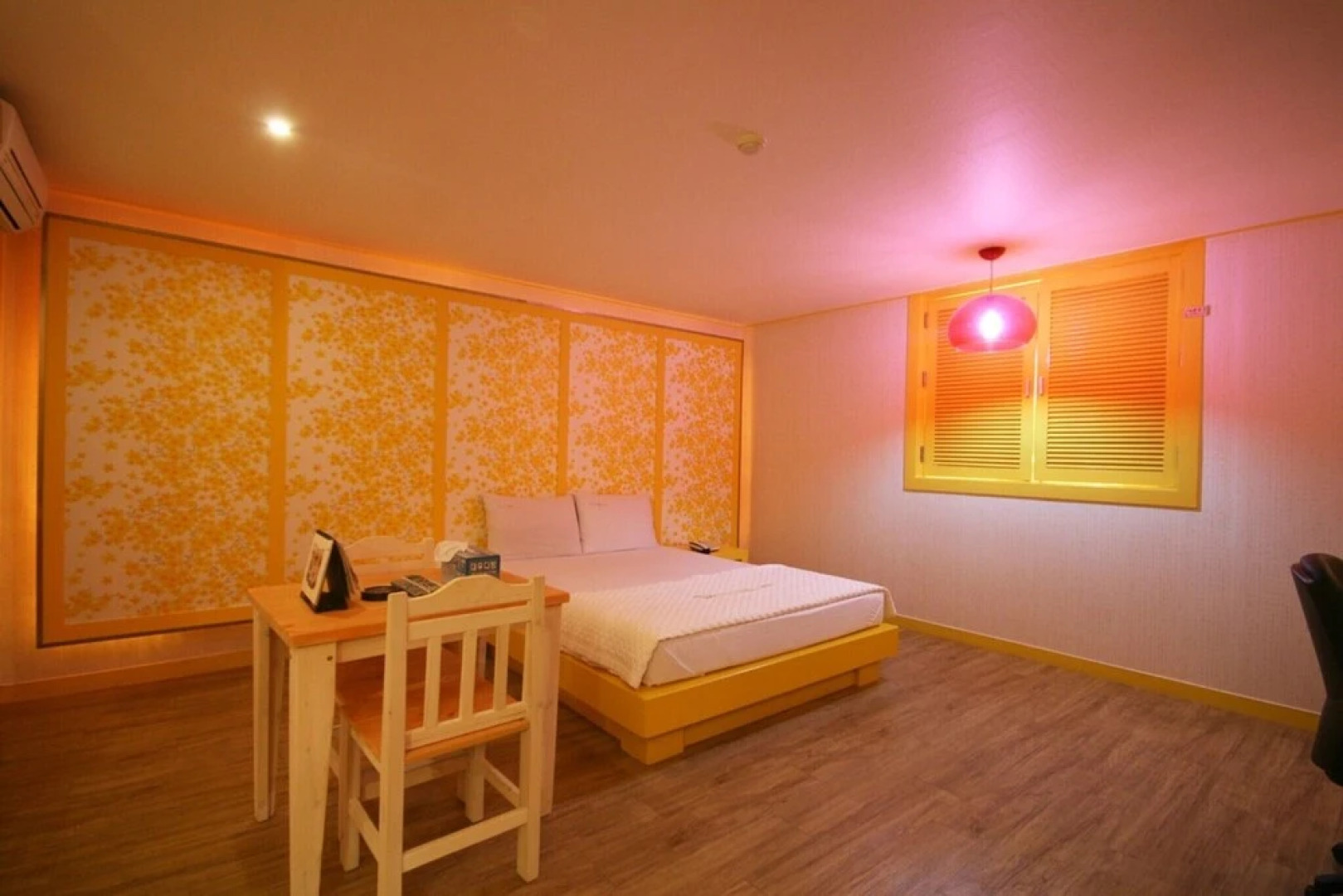 Gumi Okgye Well Time