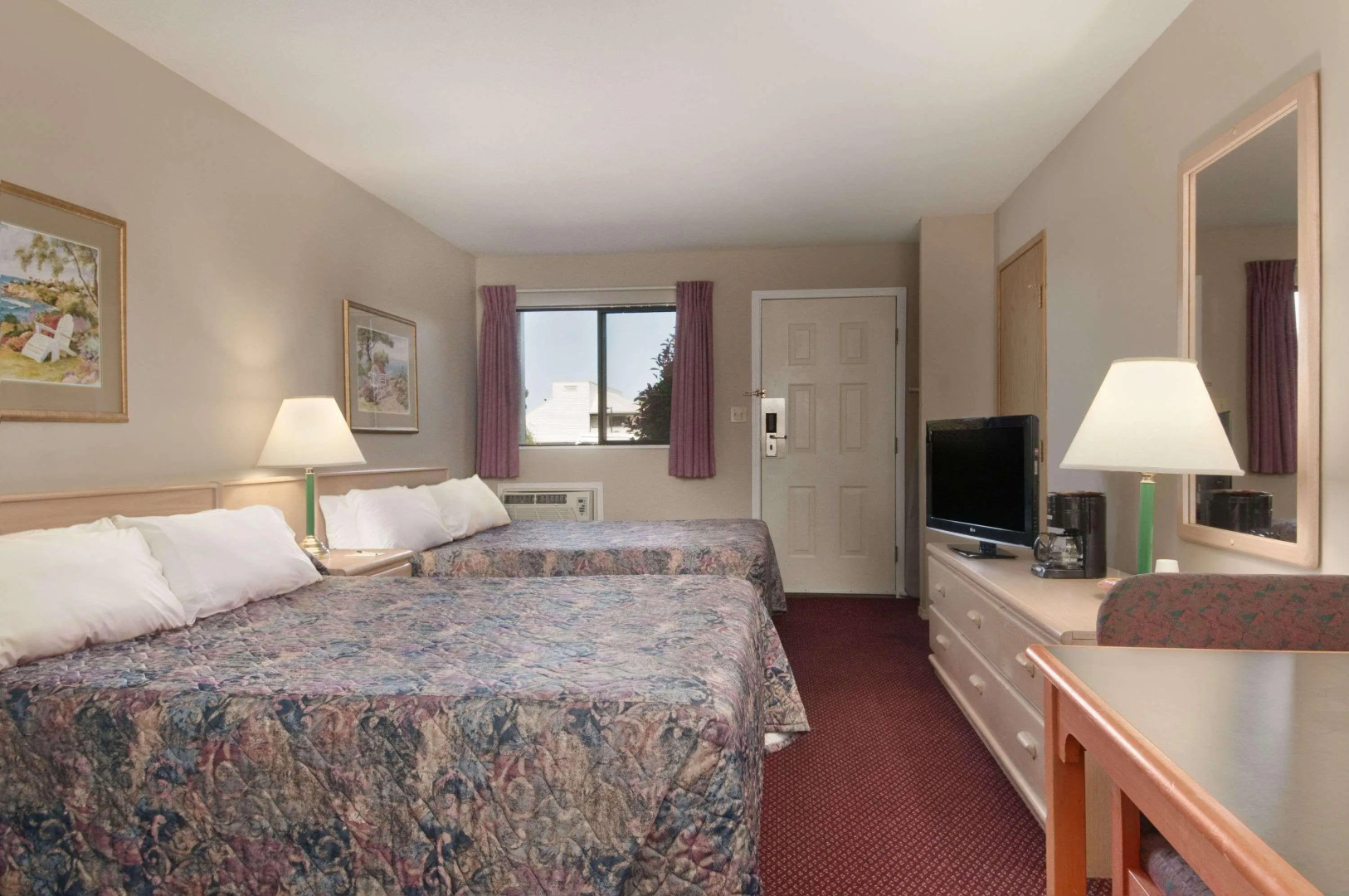 Coast Courtenay Hotel