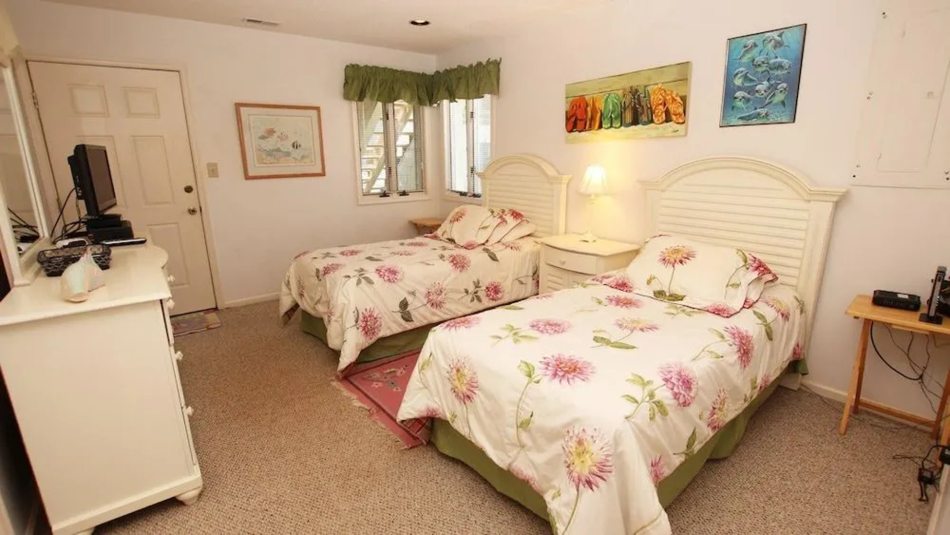 Gray Kat - 4 Br Home