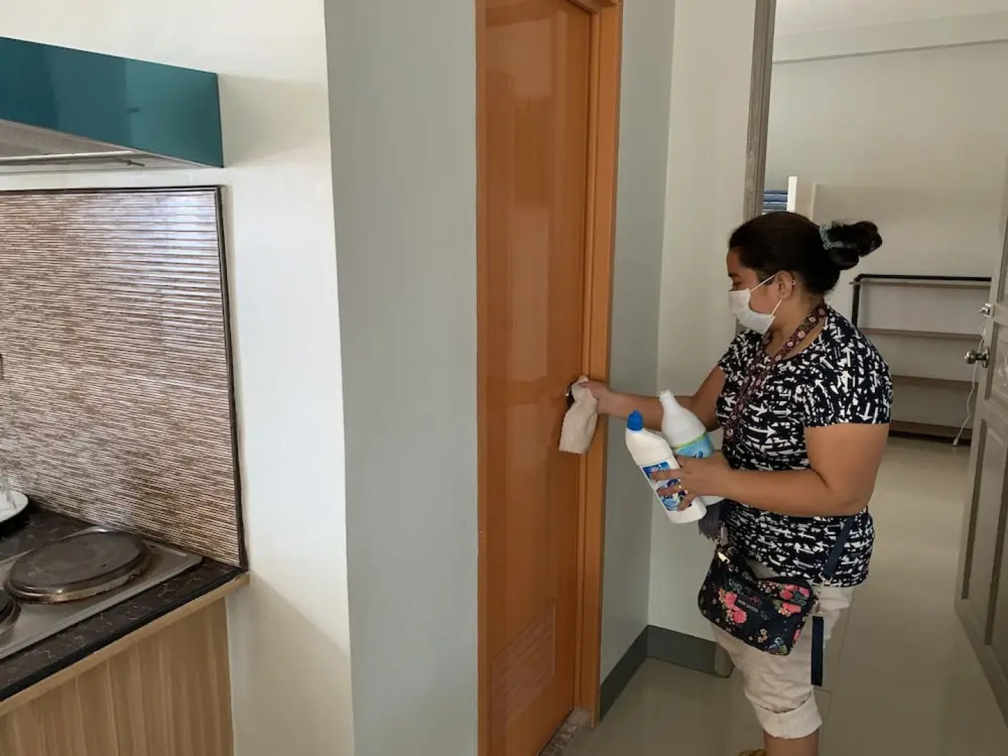 Beinte Singko de Marso Apartments