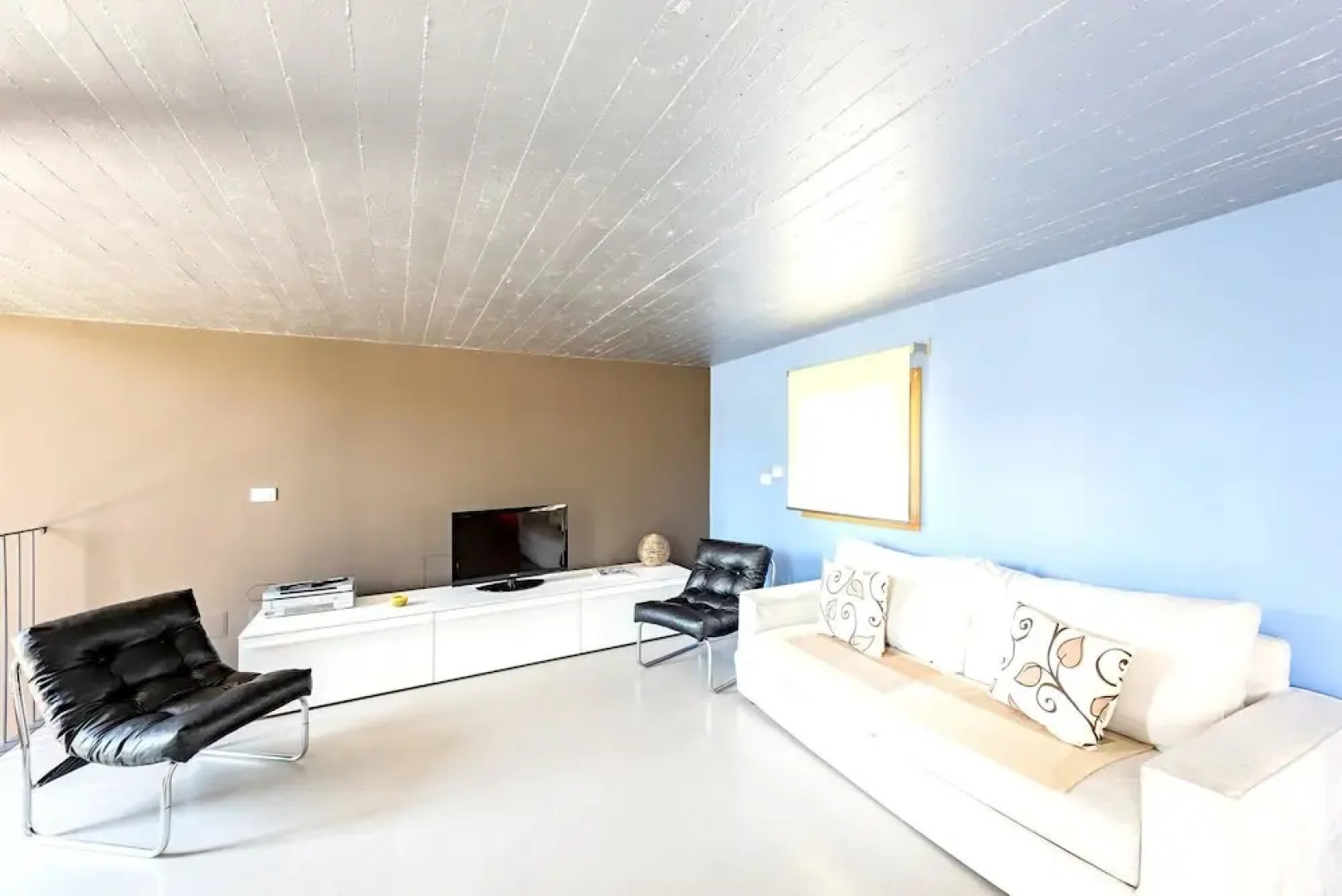 House With 2 Bedrooms in Alba, With Enclosed Garden and Wifi