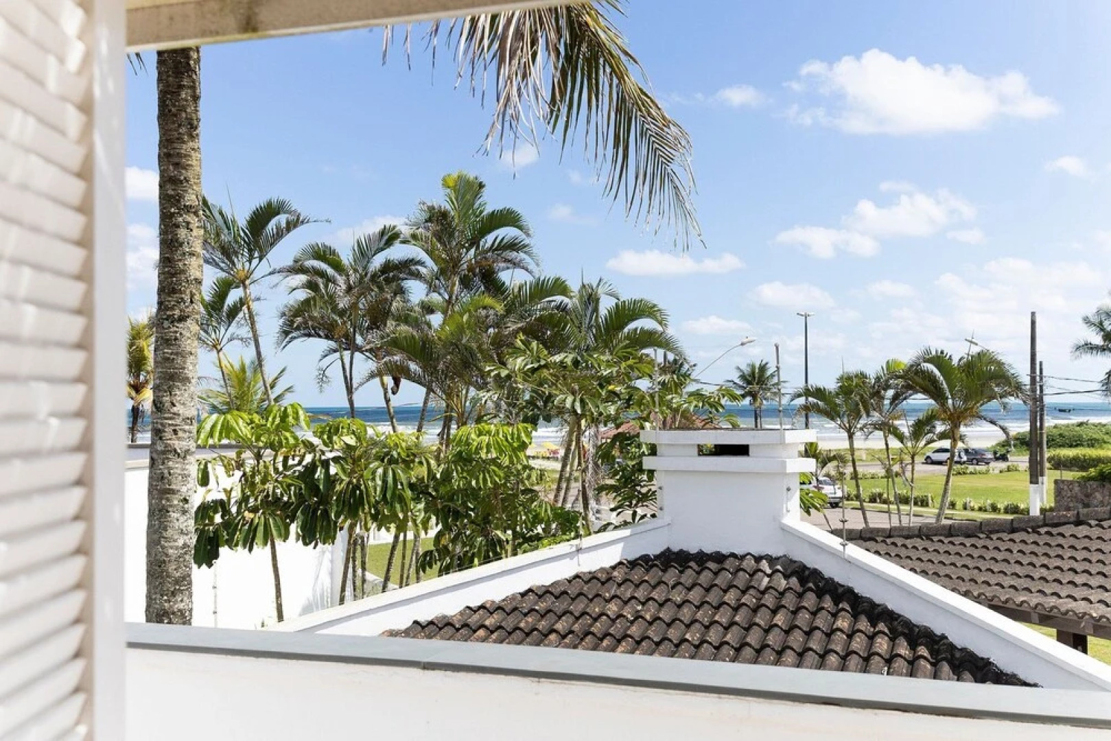 Casa a 50m da Praia com Churrasqueira