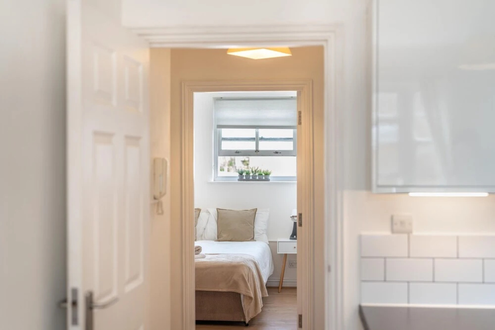 Stansted Airport & Bishops Stortford Town Centre Professional Apartment