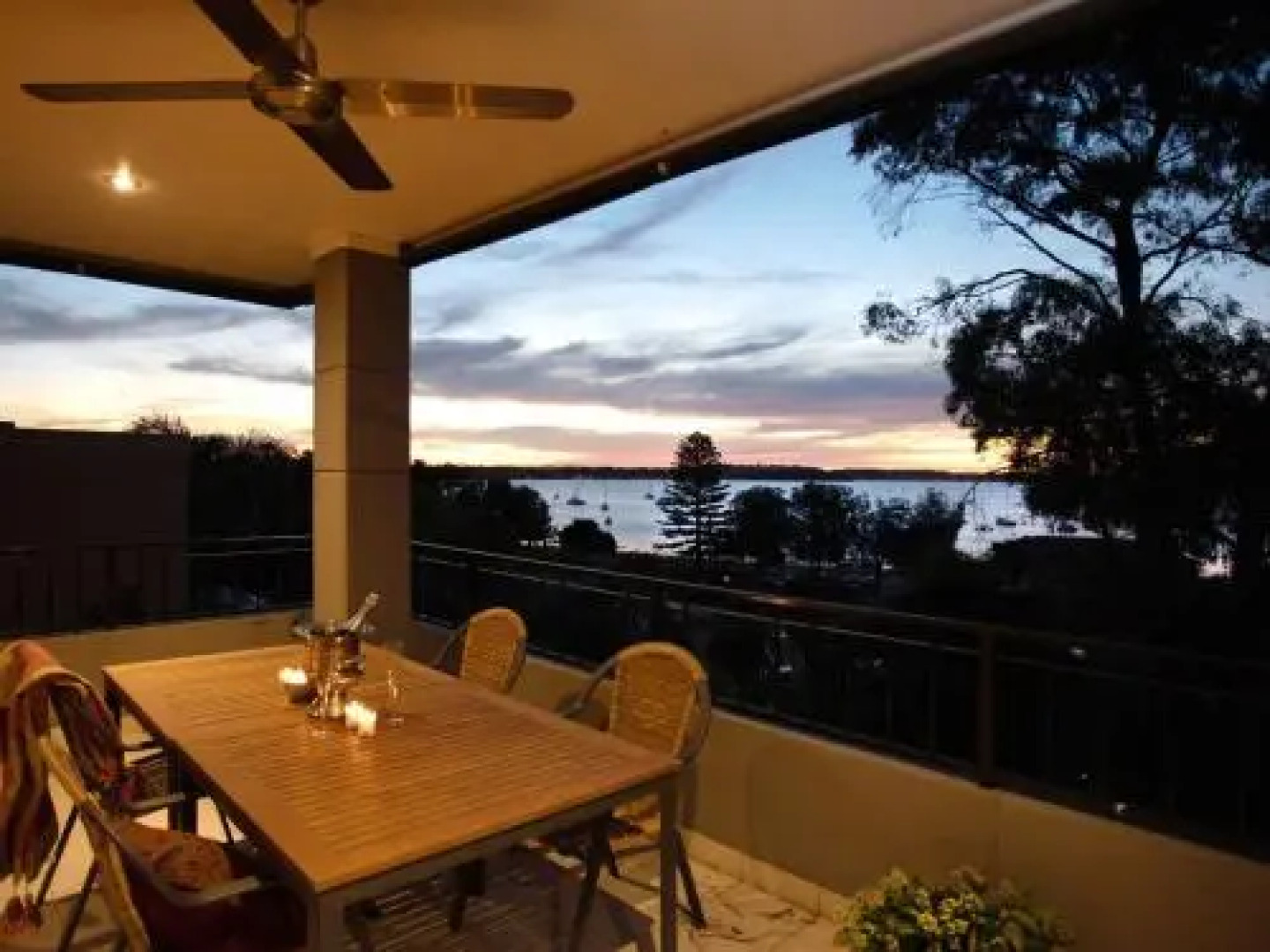 Cossies', 2/273 Corrie Parade - Stunning Views And Air Conditioned