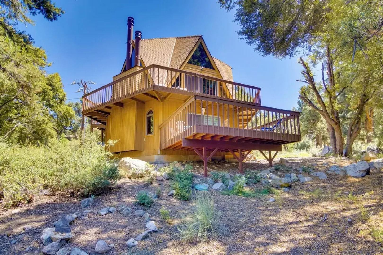 'star House' Unique Home w/ 360 Mountain Views!