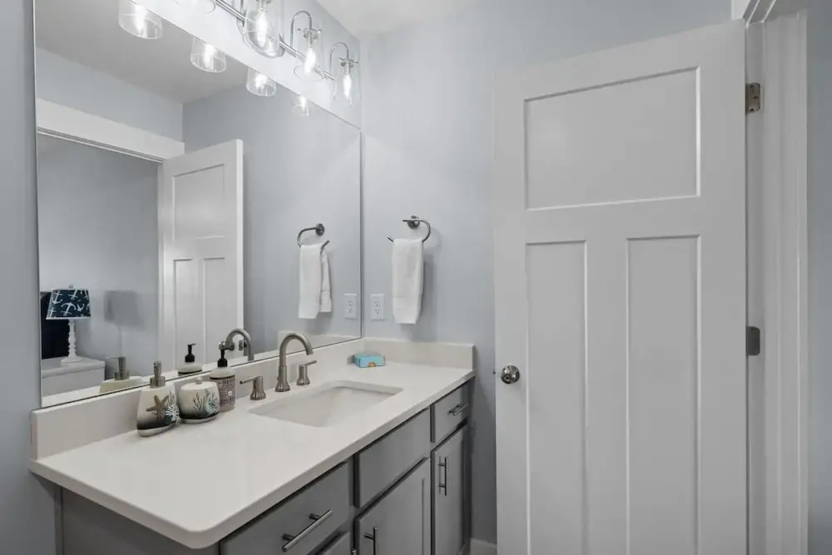 South Breeze 3 Bedroom Townhouse by RedAwning