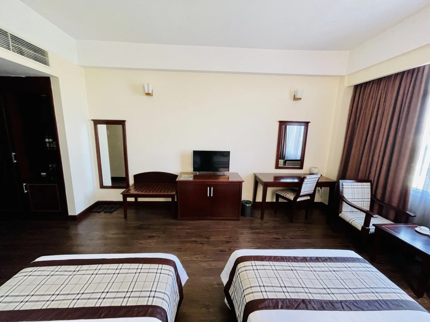 Saigon Phu Yen Hotel