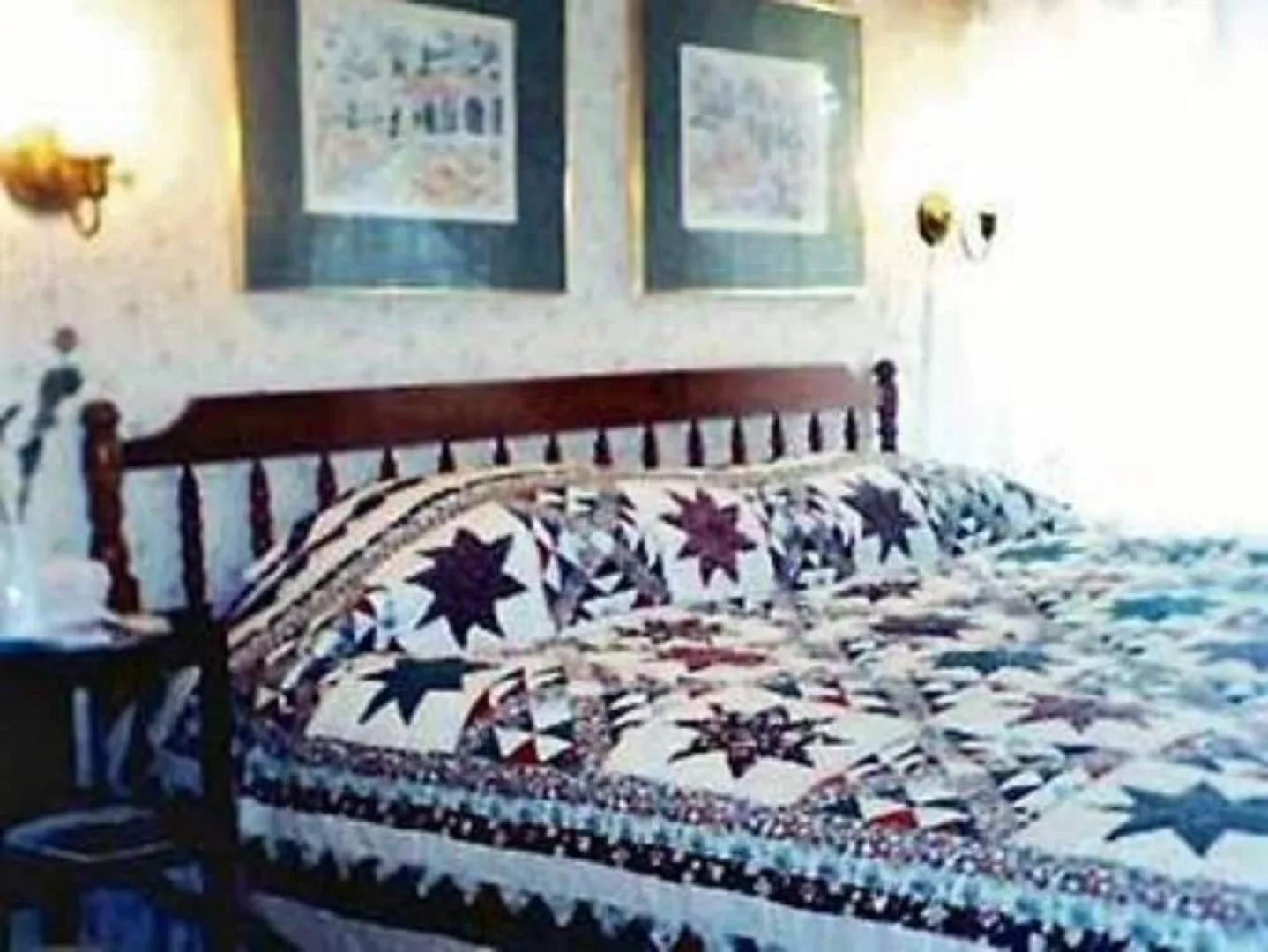 Nichols Guest House B & B