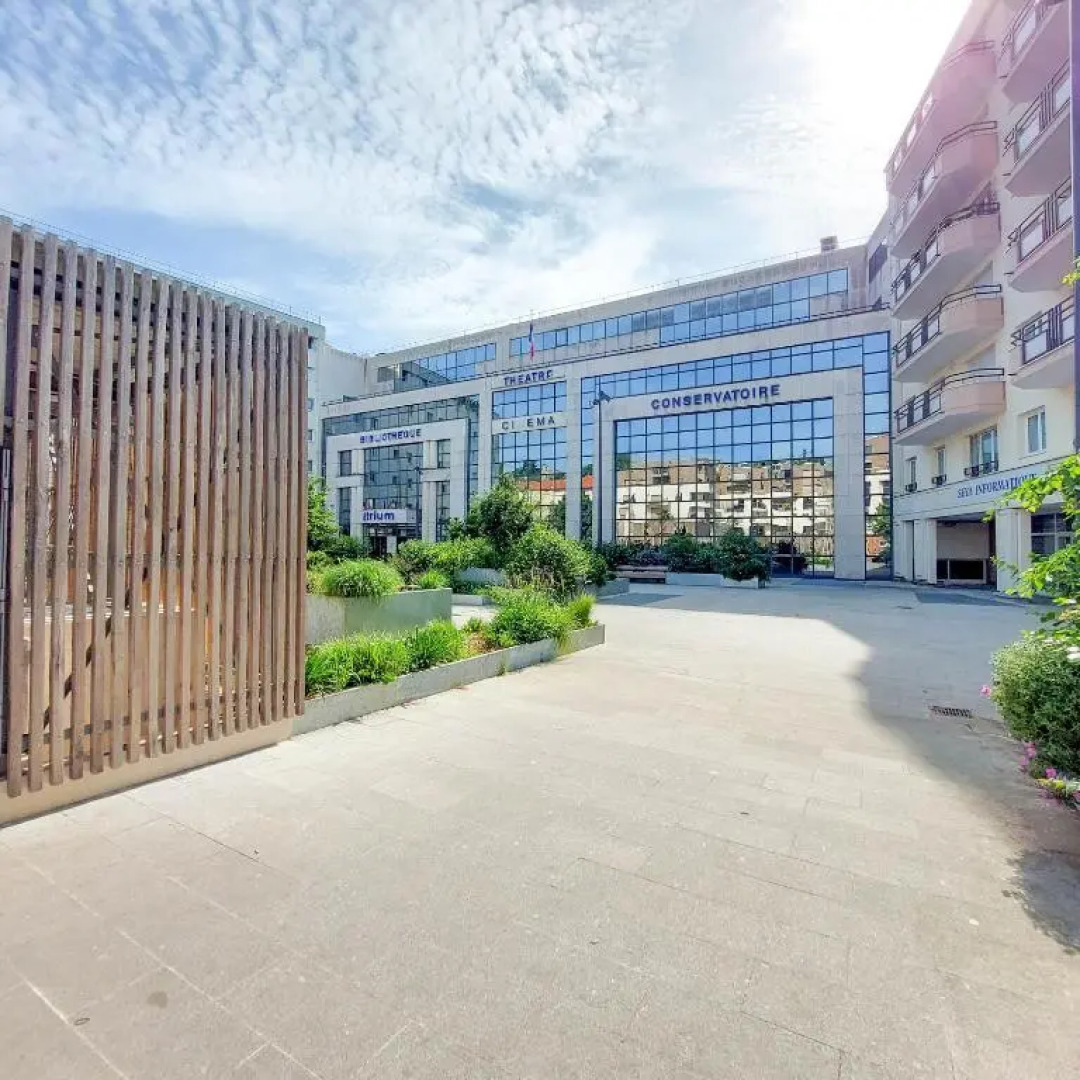 VILLA REIALA Chaville