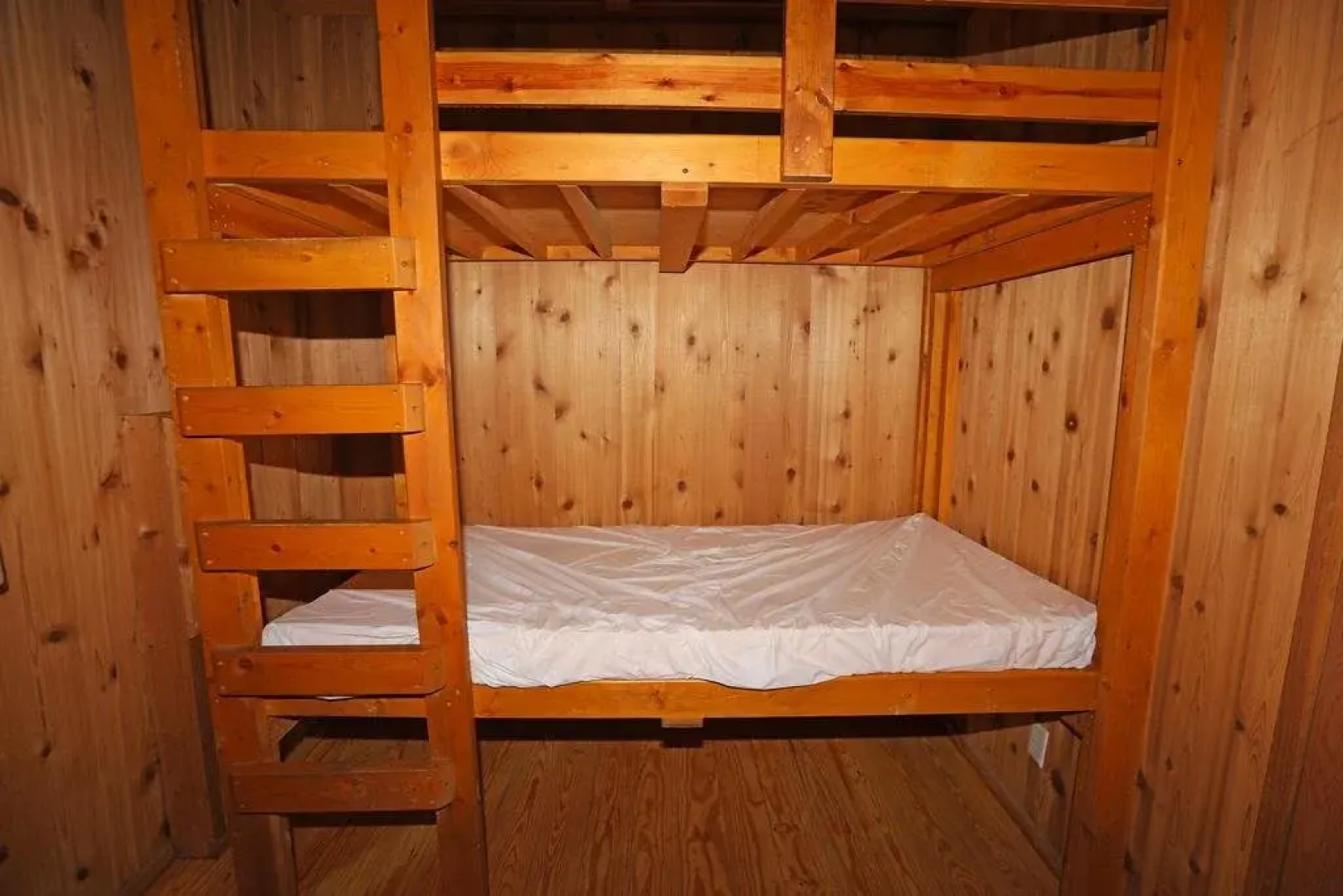White Pines Campsites - A Cruise Inn Park