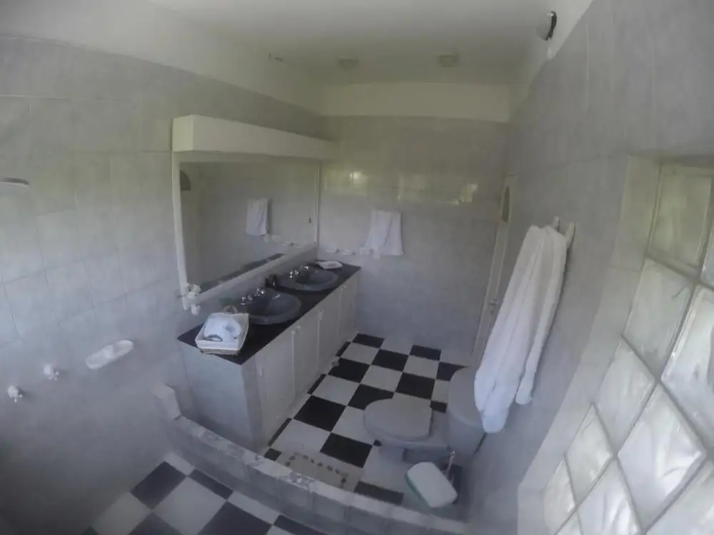 Ocean View Sai, Five Bedroom Holiday Home