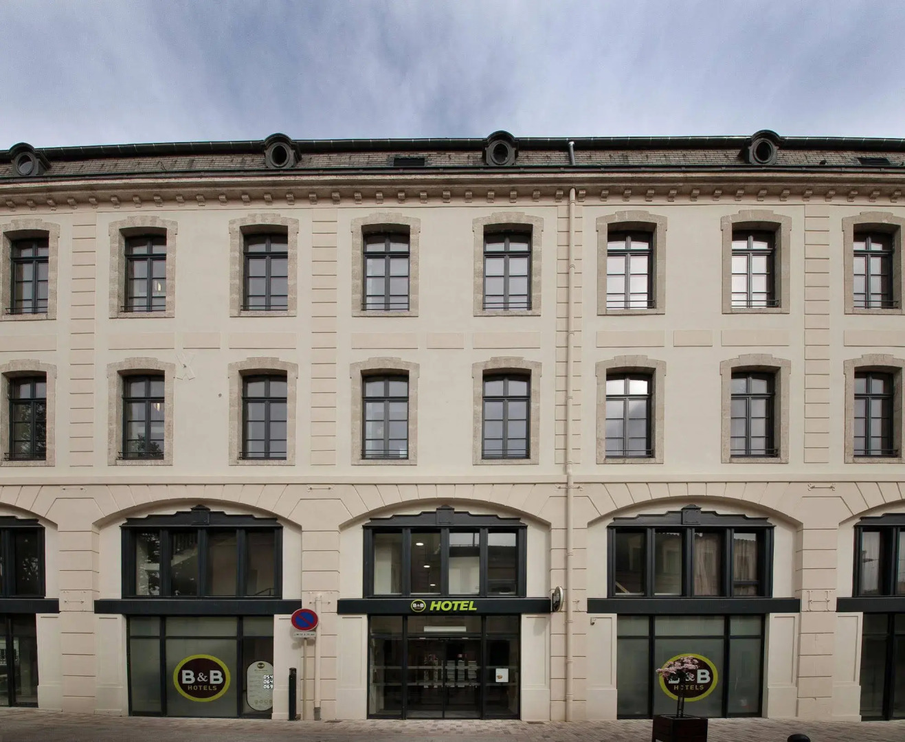 B&B HOTEL Castres Centre Gambetta