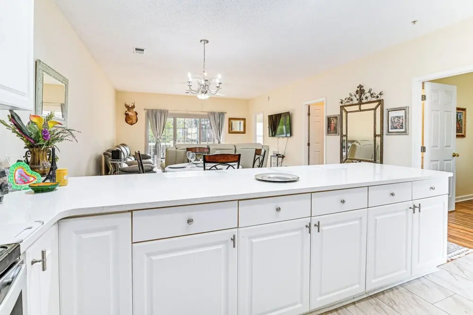 6 Mi to Myrtle Beach Hot Spots: Cozy Condo!