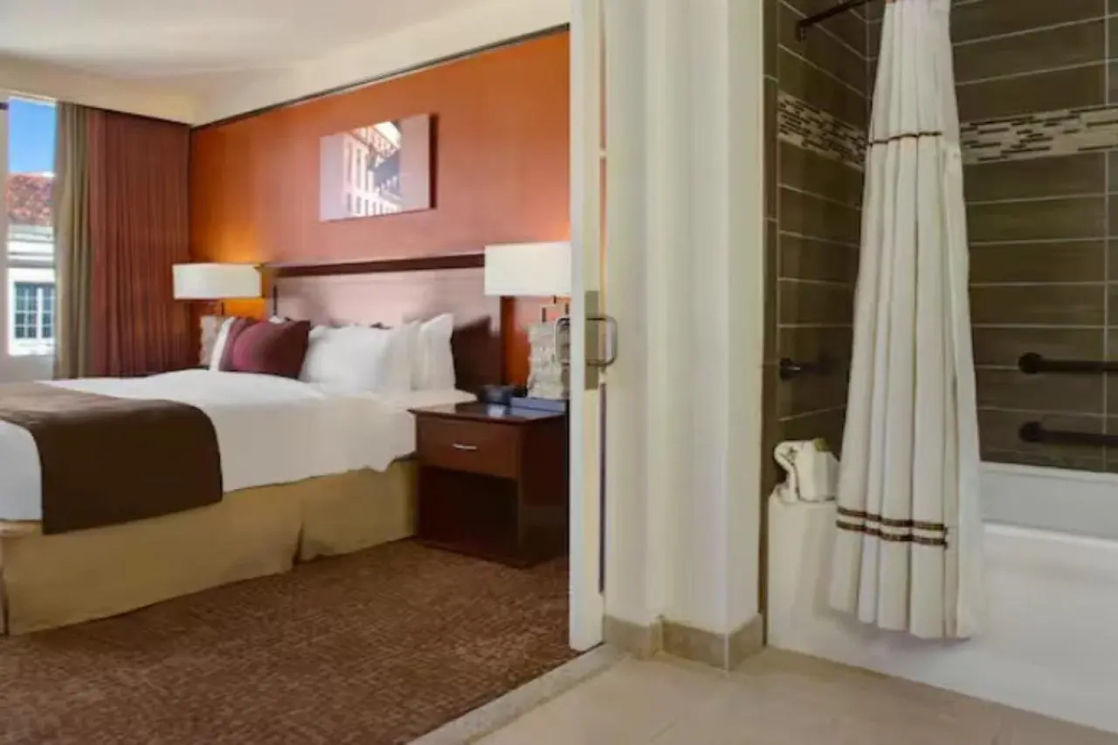 The Emily Morgan San Antonio - a DoubleTree by Hilton