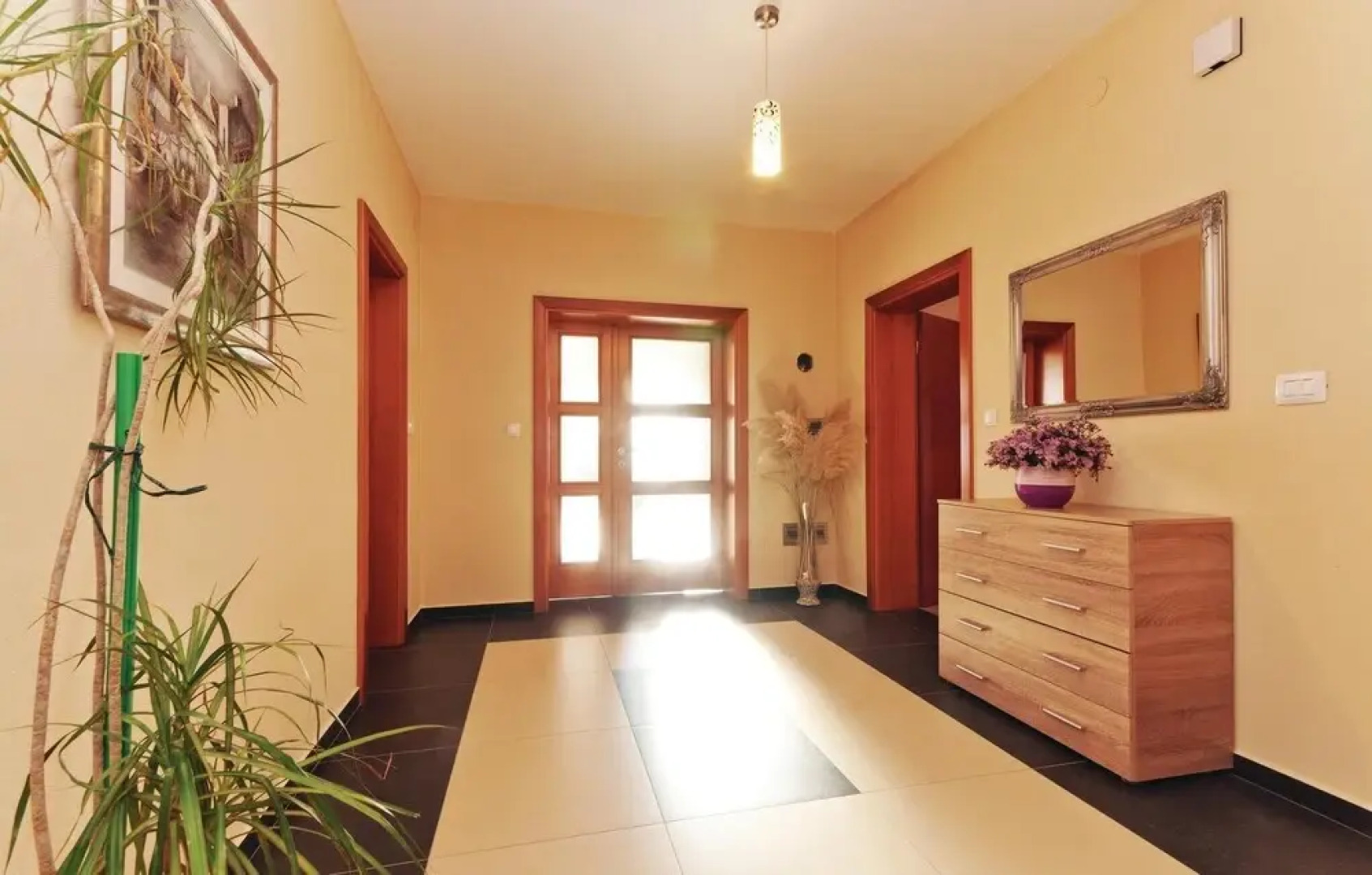 Beautiful Home in Gorica With Wifi and 4 Bedrooms