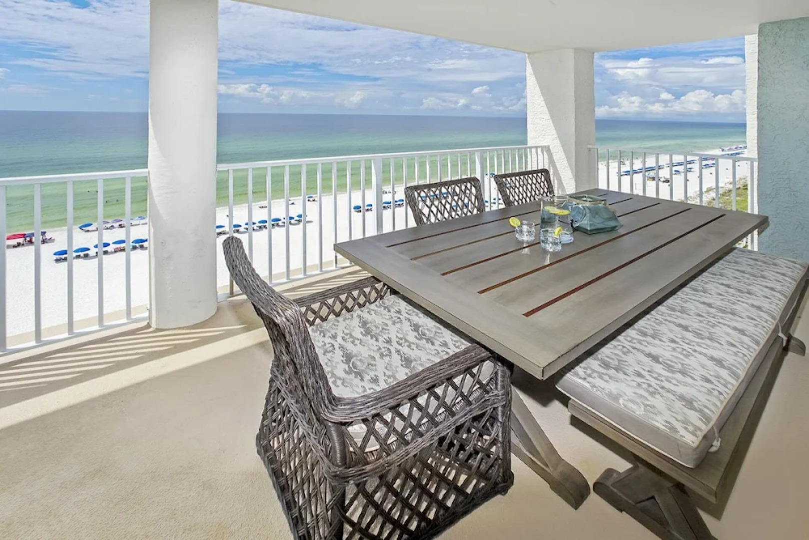 Long Beach I -1004 - 1445041