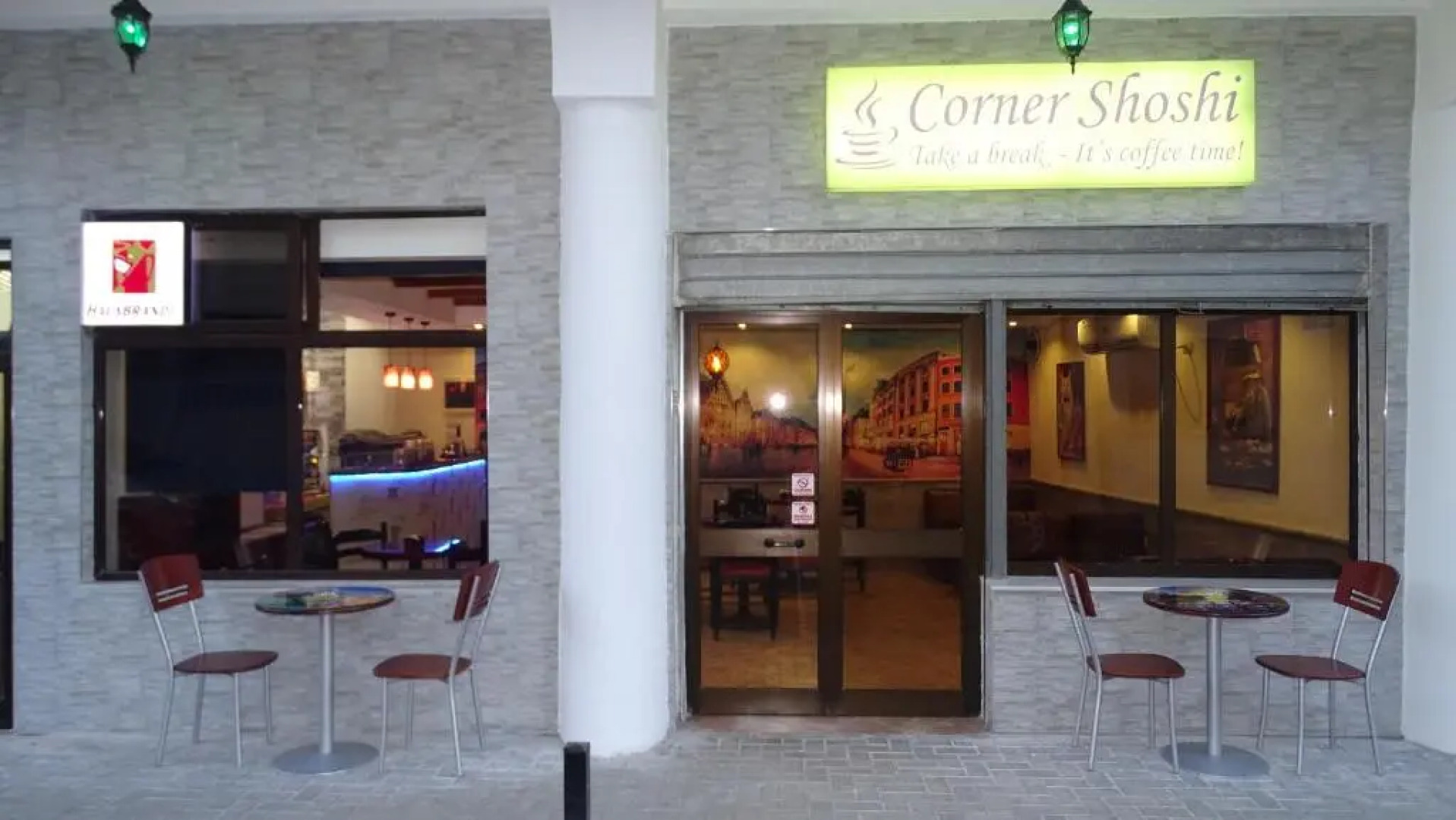 Central Apartments Shoshi