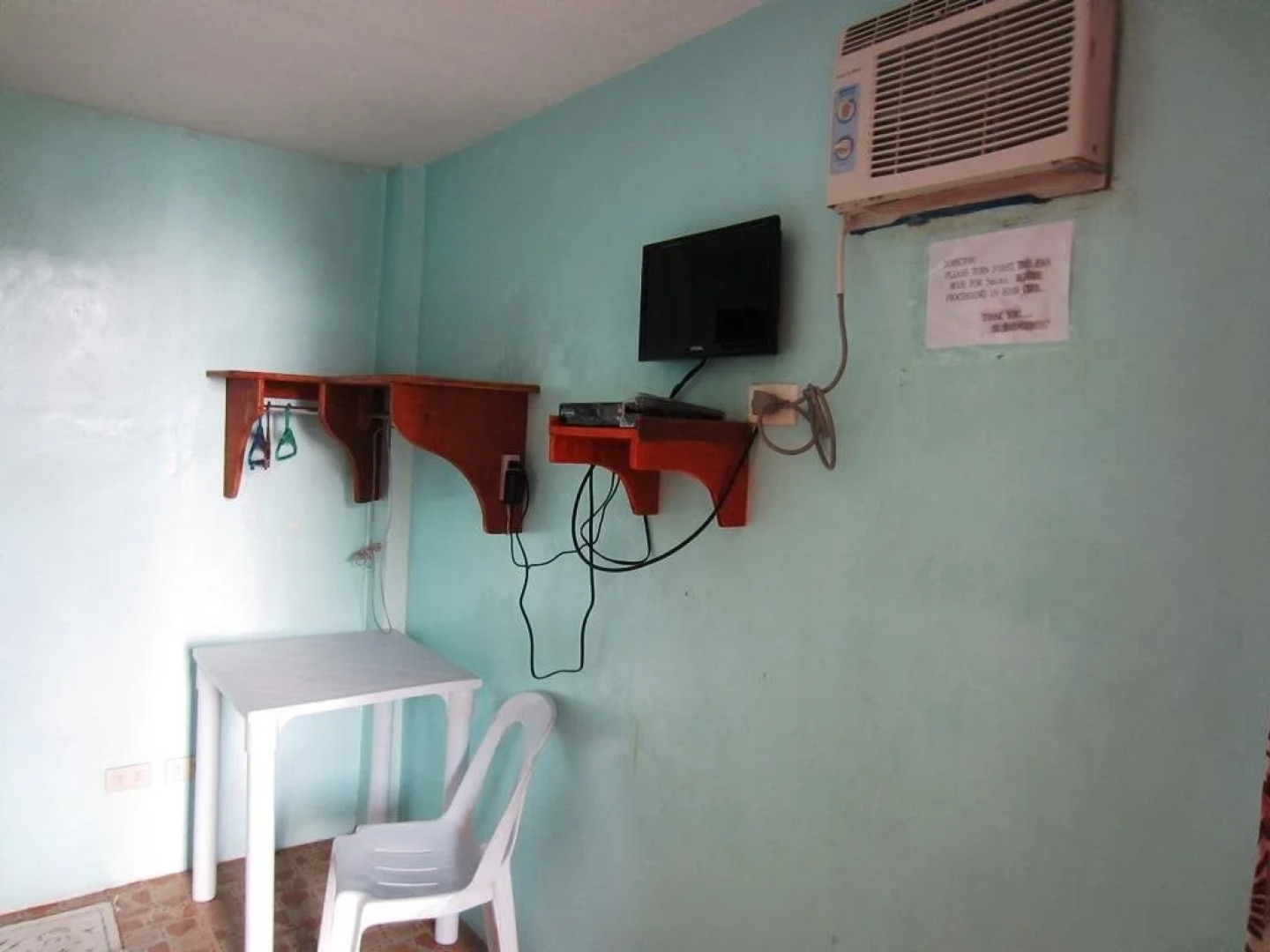 Yooneek Beach Resort